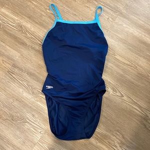 Speedo Solid Flyback Training Suit one piece - size 12